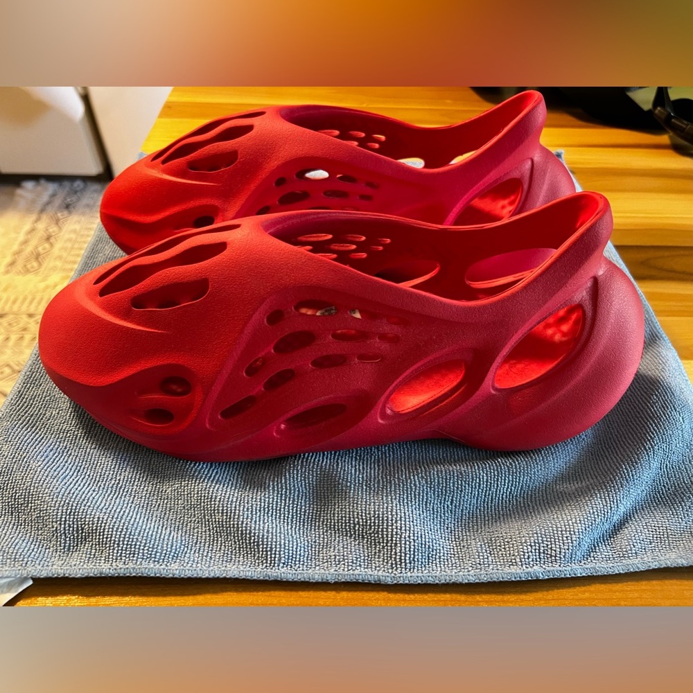 Yeezy Foam Runner